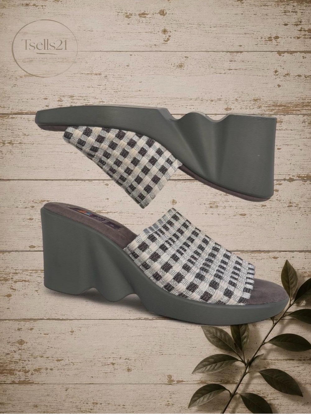 Zee Alexis Grey Monochrome Checkerboard Woven Platform Wedge Sandals - Size 8.5